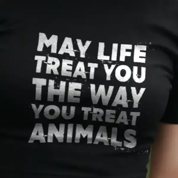 t-shirt: May Life Treat You Crop-Top